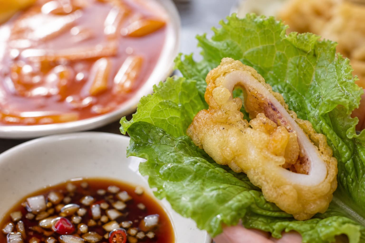 Fried squid, wrapped in lettuce